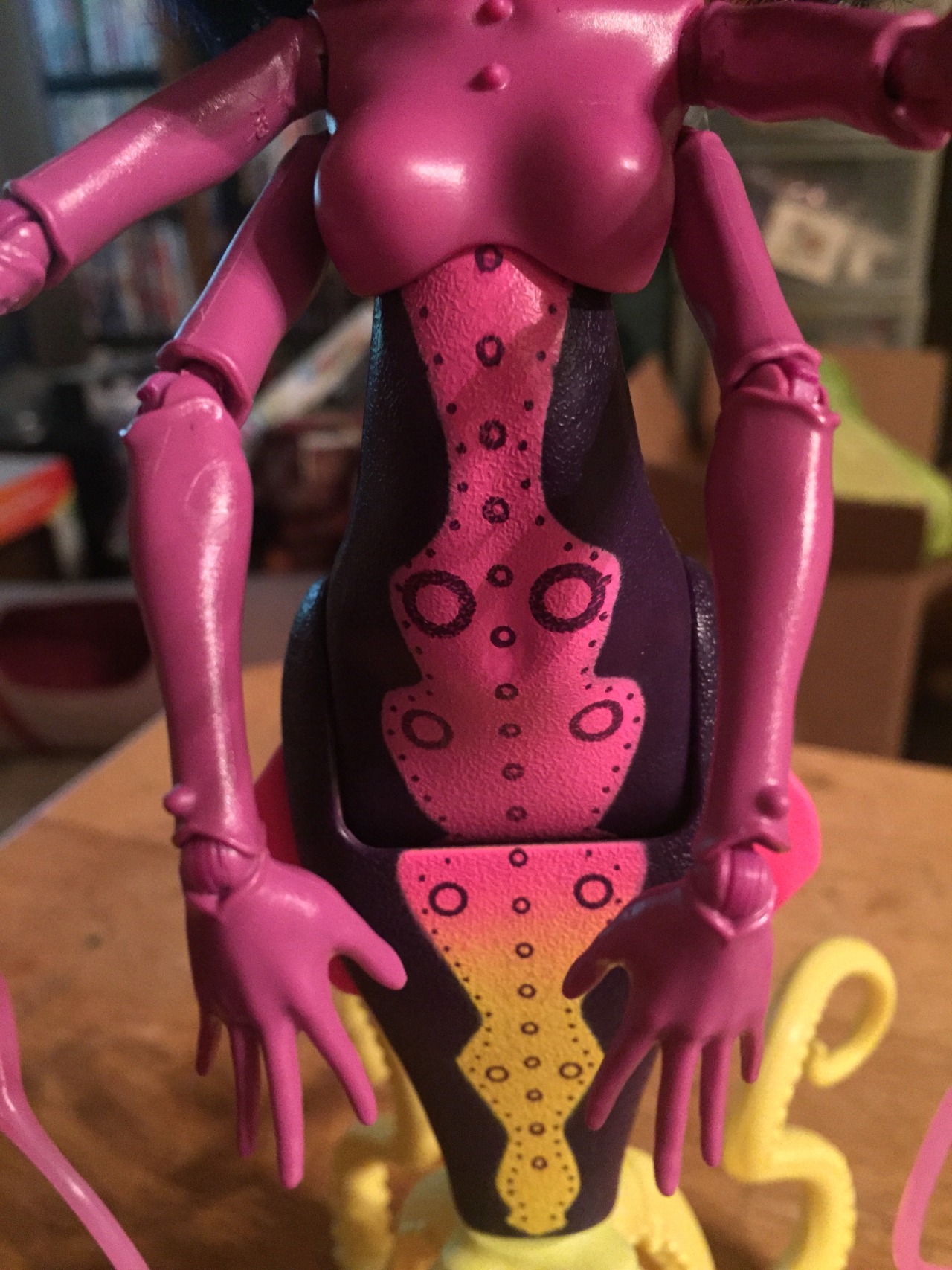 oswinsadventures:

fangtastic-doll-refs:

Here is Kala Mer'ri! There’s a lot of detail on this doll, I love it! She has little suckers on all of her hands, but I chose a picture showing the best defined hands. I also included a body profile pic to show her little tummy pudge. I know it’s so her body curves the same way as other dolls, but I think it’s really cute on her! One thing though, the spikes on her arm means I can’t take the one bracelet off her, which is a little strange. Be careful putting you’re own bracelets on her, they might not be able to come off!
Up next is Kala’s outfit and accessories!

I didnt notice the suckers on the hands! That rocks!