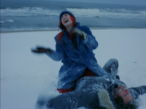 bleu-eyed:

I can’t remember anything without you
Eternal Sunshine of The Spotless Mind (2004)
