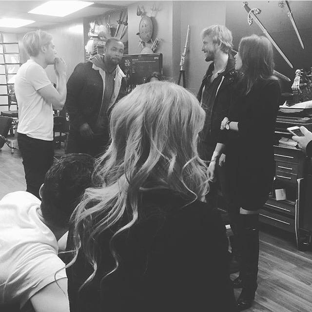 &ldquo;Shadowhunters, one werewolf and one vampire in a tattoo parlor&hellip;&quot; Photo credit: @haiitsclo.
