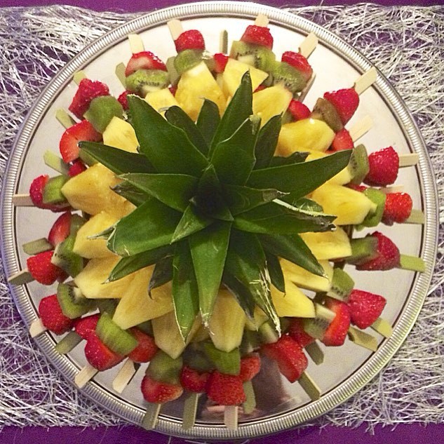 Nouvel article 📝
Succombez à la #tendance fruitée de l'été… L'ananas 🍍🍍🍍 
www.sofrench.pro 
#pineapple #fruit #recette #recettes #recipe #healthy