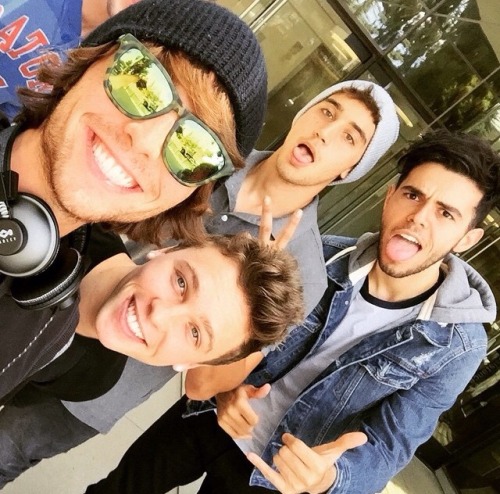 janoskiansupdate: @wesleystromberg: Great day in LA The Stromberg Brothers, Wesley and Keaton.