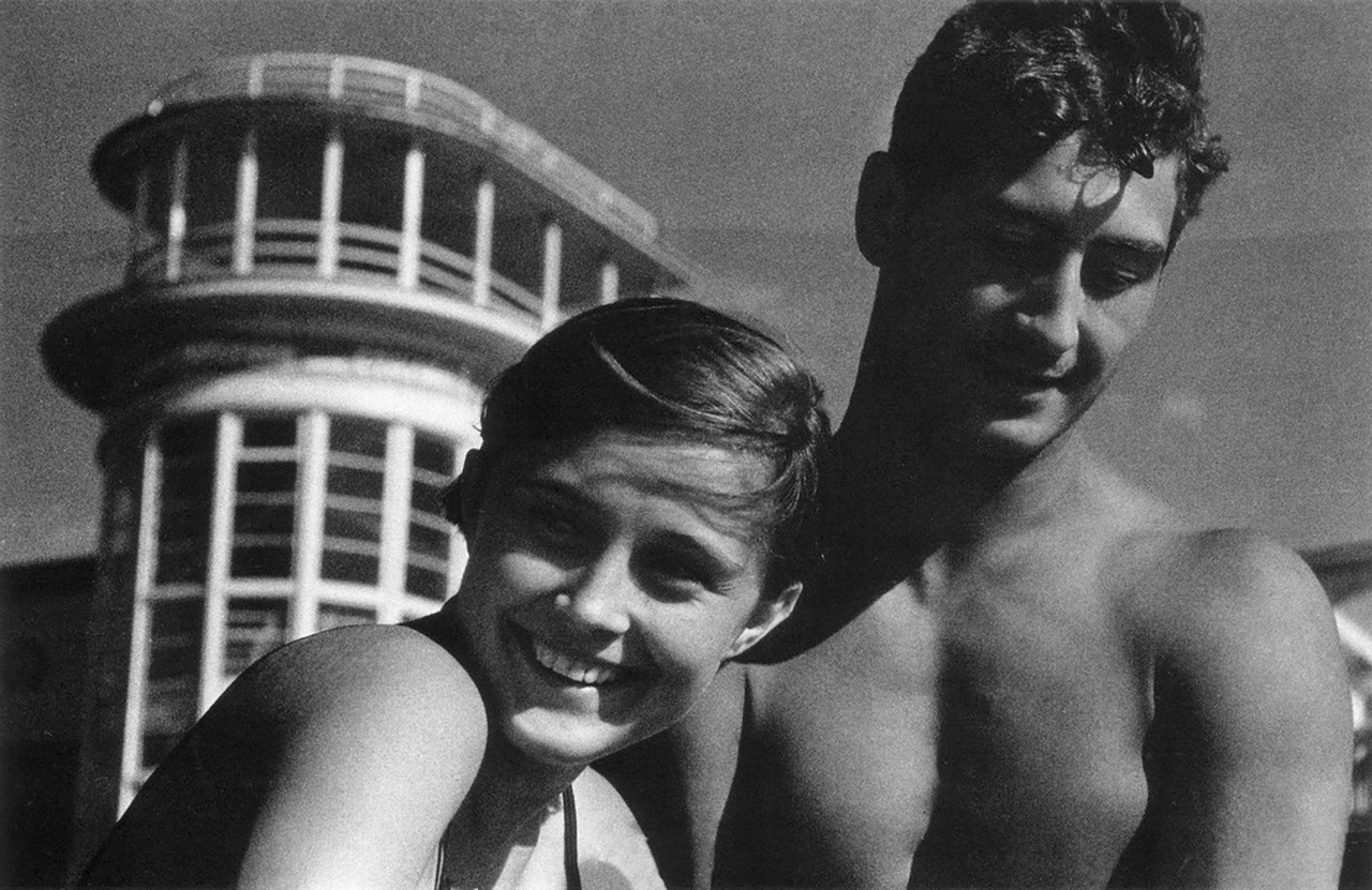 «Молодость». 1937 год. Фото Бориса Игнатовича.&ldquo;Youth&rdquo;, 1937. Photo by Boris Ignatovich.