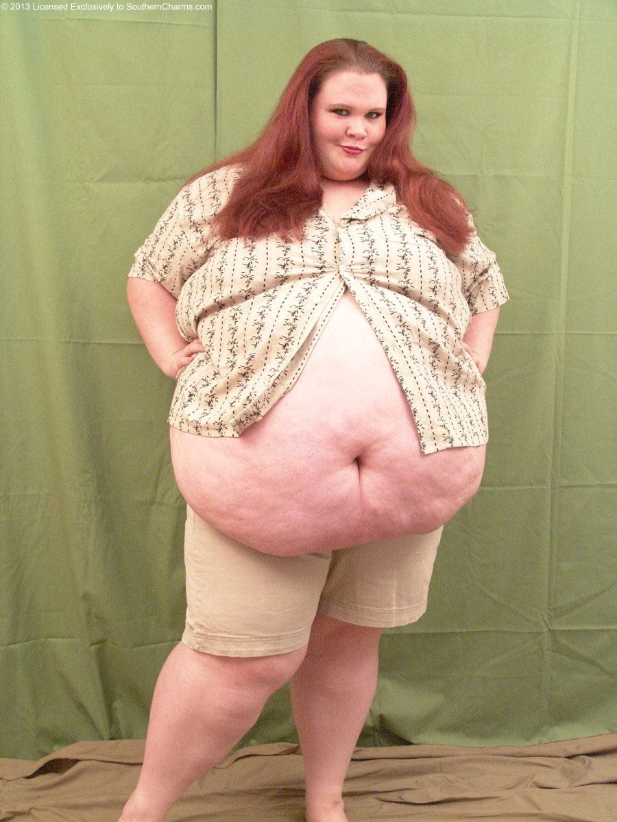 garyplv:

freak-for-ssbbw:

iheart-fatchicks:

BBWTiffany

I just want to feel her huge belly on top of me

√

It&#8217;s ME!  See this set and more at: www.TiffanyCushinberry.com  