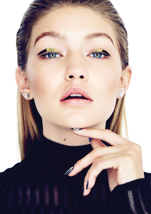 thebeautymodel:

Gigi Hadid by Max Abadian for Elle Canada November 2015
Styling: Juliana Schiavinatto 
Hair: Vittorio 
Makeup: Grace Lee 
Nails: Leeanne Colley
