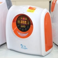 Oxygen concentrator provides 90% pure oxygen