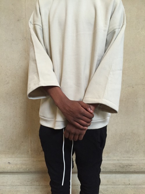 omnipxtent:omnipxtent:Oversized Sweatshirt Available at:...