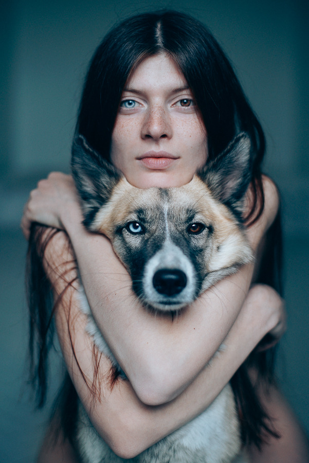 gyravlvnebe:Me and my dog Pandora, adopted from the street© Sergei Sarakhanov