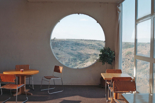 winstons-and-enochs:

arcosanti by lillian wilkie.