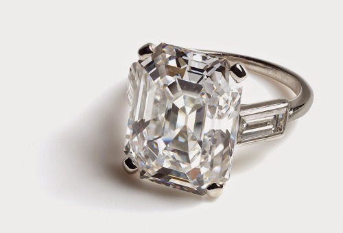 Engagement Ring worn by Princess Grace of Monaco. Cartier Paris, 1956 ...