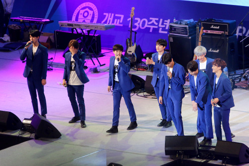 EXO tampil maksimal di Yonsei music festival
