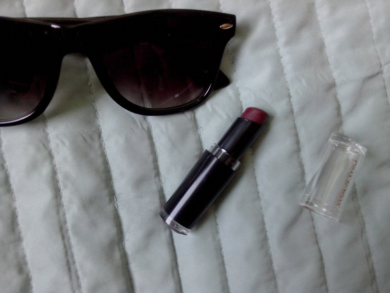 The Perfect Vamp Lip | Wet N Wild Mega Last Lipstick Cherry Bomb Swatches