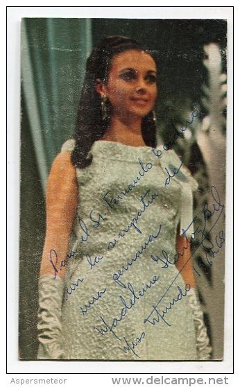 madeleine hartog-bell, primera peruana ser miss world. titulo de miss world 1967. semifinalista de miss universe 1966. Tumblr_o2bgud75Xu1ttv0wmo1_400