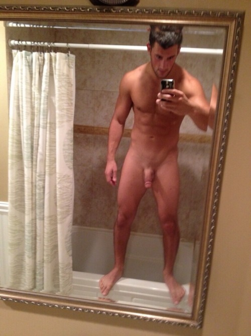 Naked guy selfie nude