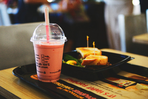 strawberry shake by wanderingstoryteller on Flickr.