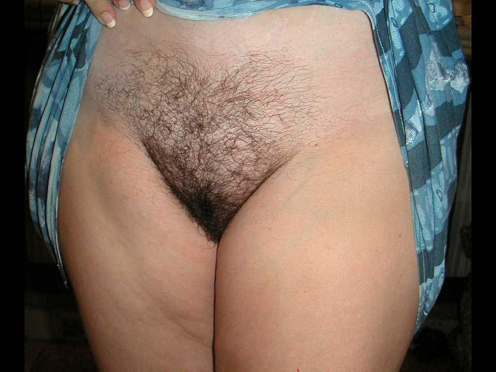 Mature natural hairy pussy
