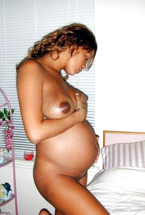 Nude pregnant black women